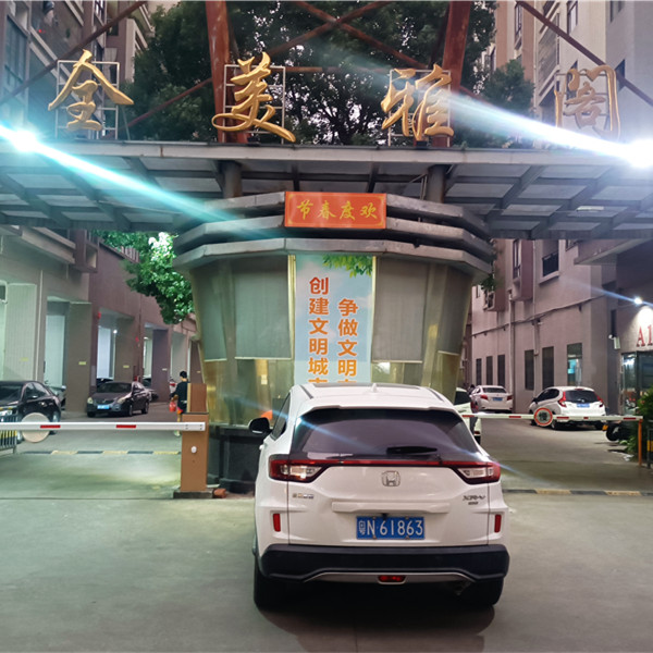 陆丰全美地产全美雅阁物业安装welcome欢迎光临威尼斯车牌识别系统